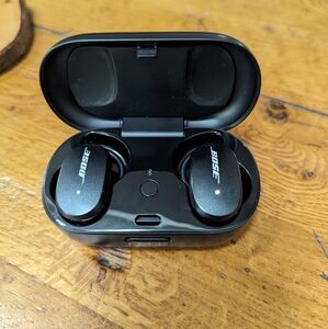 Bose QuietComfort Earbuds Wireless - Bluetooth Noise Cancelling - Black